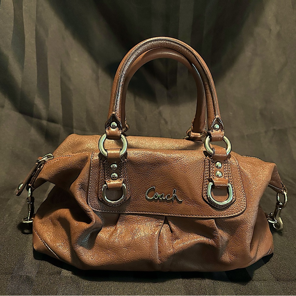 Vintage Pebbled Leather Coach Purse